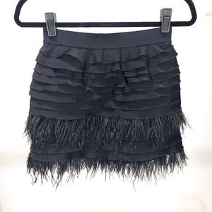 ON SALE 💚 BCBG Mariah Tulle Feather Tiered  Skirt very short flattering fit